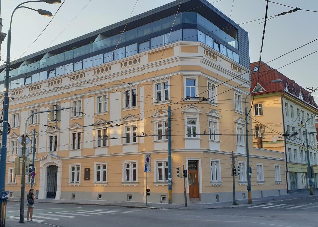 Romantic Central Flat Bratislava Buitenkant foto